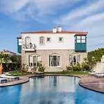 Müptela Alaçatı Otel Çeşme