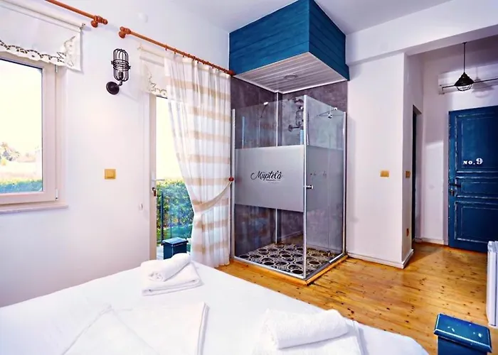 Mueptela Alacati Cesme